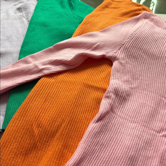 Stretchy Ribbed Mock Neck Bundle - Picture 3 of 4